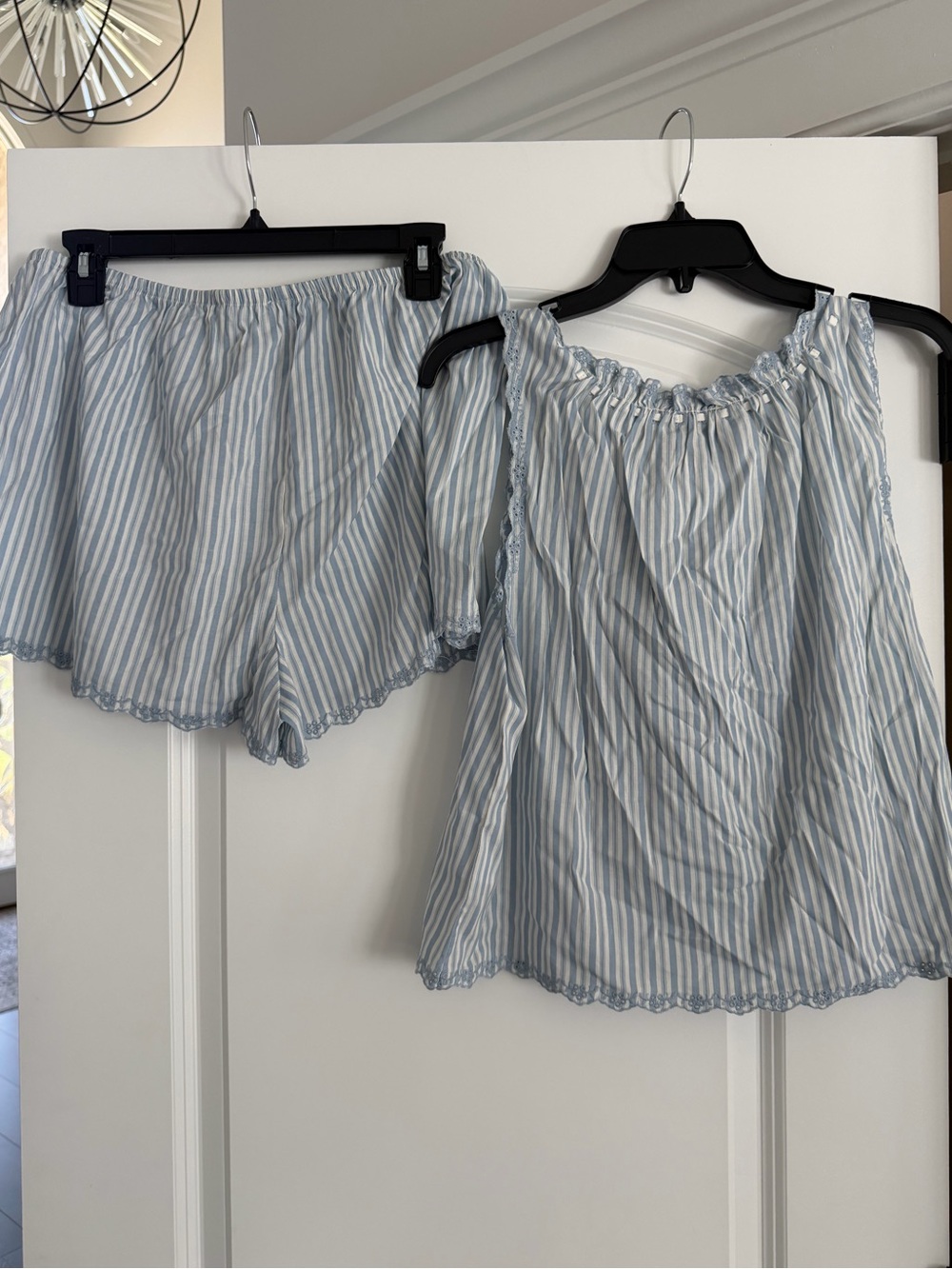 Reformation Hazel Pajama Set - Picture 5 of 5
